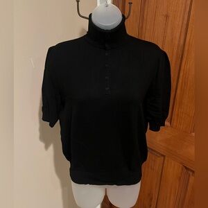 RENA ROWAN BUTTON FOWN TURTLENECK STYLE TOP SIZE MEDIUM IN BLACK